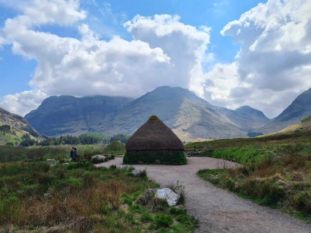 Scotland-Turf-House-in-Glencoe-Valley